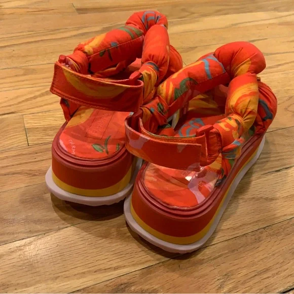 FARM Rio Red Floral Platform Sandals - Picture 4 of 12